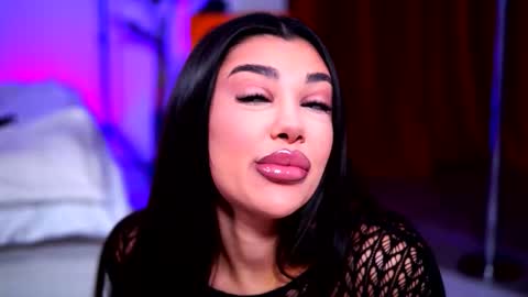 Naty online show from 11.09.25