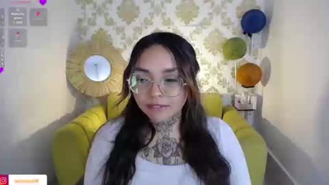 Snapshot of natykors_m_ chatting on 03.12.25 Sofia  IG Natykors08 online show from 03.12.25