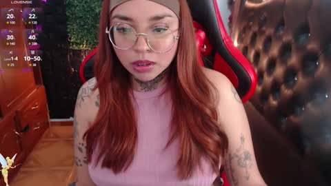 Snapshot of natykors_m_ chatting on 10.10.25 Sofia  IG Natykors08 online show from 10.10.25