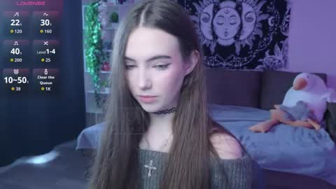 Snapshot of naugghtynikki chatting on 09.25.25 Nikki online show from 09.25.25