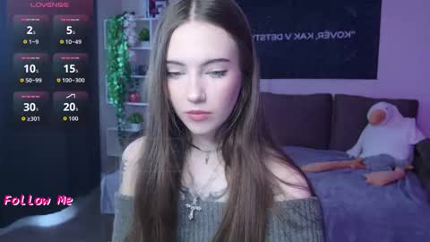 Snapshot of naugghtynikki chatting on 09.30.25 Nikki online show from 09.30.25