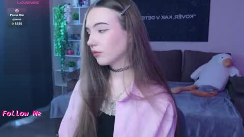 Snapshot of naugghtynikki chatting on 10.01.25 Nikki online show from 10.01.25