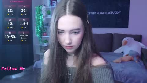 Snapshot of naugghtynikki chatting on 10.02.25 Nikki online show from 10.02.25