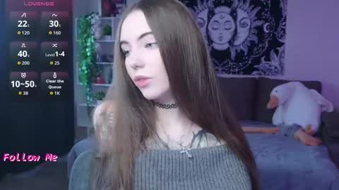 Snapshot of naugghtynikki chatting on 10.13.25 Nikki online show from 10.13.25