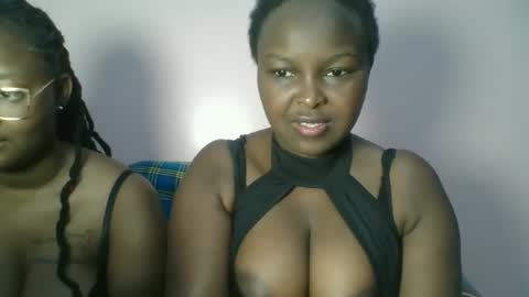 naughti_garlie online show from 02.11.26