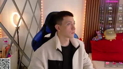 Christopher  Chris online show from 09.10.25