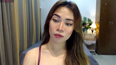 Snapshot of naughty_dreamerxxx chatting on 01.18.25 Queen Jess online show from 01.18.25