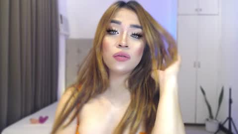 Queen Jess online show from 06.08.26