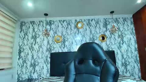 Kitten online show from 02.22.25