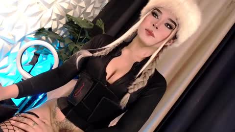 Snapshot of naughty_lexie69xx chatting on 12.19.24 GODDESS LEXIE online show from 12.19.24