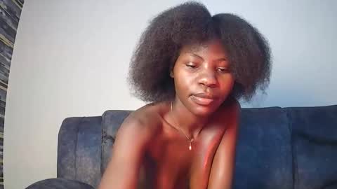 naughty_nana2 online show from 04.18.26