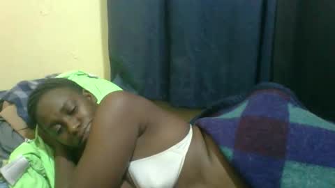 Snapshot of naughty_slender2 chatting on 05.29.26 jn online show from 05.29.26