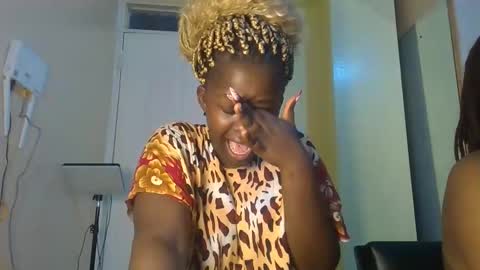 Lydiah online show from 10.13.25