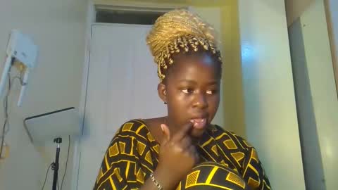 Lydiah online show from 10.15.25