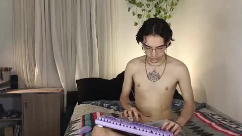 naughty_thompson1 online show from 02.25.26