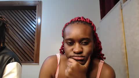 Snapshot of naughty_vixen_ chatting on 01.28.25 Naughty online show from 01.28.25
