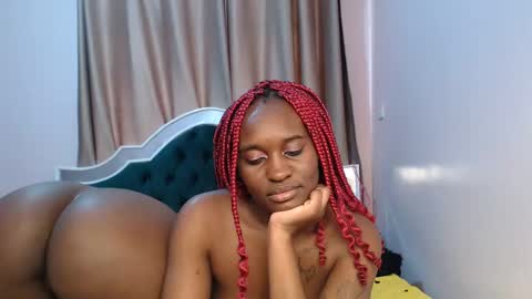 Snapshot of naughty_vixen_ chatting on 02.02.25 Naughty online show from 02.02.25