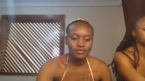 Snapshot of naughty_vixen_ chatting on 02.15.25 Naughty online show from 02.15.25