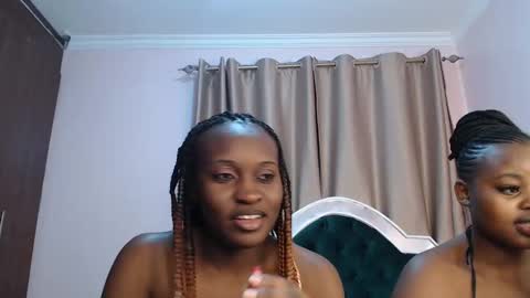 Snapshot of naughty_vixen_ chatting on 02.16.25 Naughty online show from 02.16.25