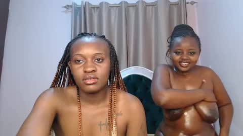 Snapshot of naughty_vixen_ chatting on 02.21.25 Naughty online show from 02.21.25
