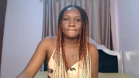 Snapshot of naughty_vixen_ chatting on 02.22.25 Naughty online show from 02.22.25