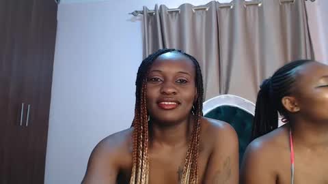 Snapshot of naughty_vixen_ chatting on 02.27.25 Naughty online show from 02.27.25