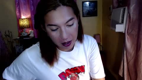 Snapshot of naughtyasiancummer chatting on 03.03.25 fujiko Be online show from 03.03.25