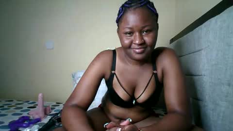 MUMU online show from 06.10.26