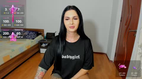 Snapshot of naughtycleo chatting on 12.13.24 cleo online show from 12.13.24