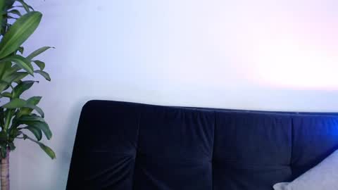 Snapshot of naughtycurvybbx chatting on 01.29.25 LANAindependent model online show from 01.29.25