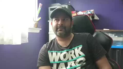 Snapshot of naughtydesicock chatting on 01.06.25 sakhtlaundaz online show from 01.06.25
