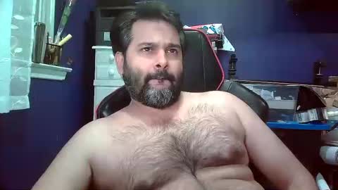 Snapshot of naughtydesicock chatting on 01.24.25 sakhtlaundaz online show from 01.24.25