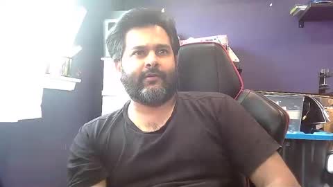 Snapshot of naughtydesicock chatting on 01.28.25 sakhtlaundaz online show from 01.28.25