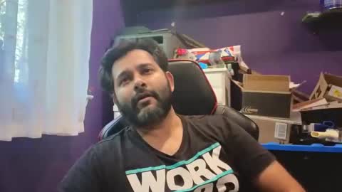 Snapshot of naughtydesicock chatting on 09.11.25 sakhtlaundaz online show from 09.11.25