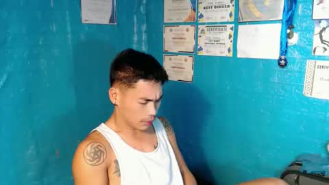 naughtyfuck_boy online show from 10.30.25