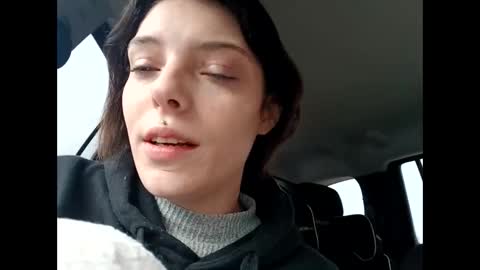Snapshot of naughtygirl_kel chatting on 01.28.25 naughtygirl_kel online show from 01.28.25