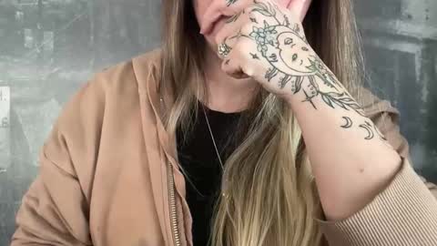 naughtylilkittten online show from 02.25.26