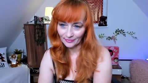 Milana - on air every day except Wednesday from 9 pm to 4 am European time online show from 02.15.25