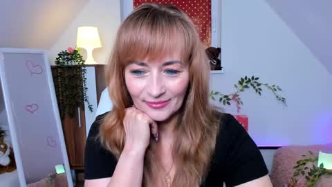 Milana - on air every day except Wednesday from 9 pm to 4 am European time online show from 10.11.25