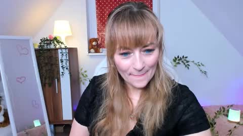 Milana - on air every day except Wednesday from 9 pm to 4 am European time online show from 11.27.25