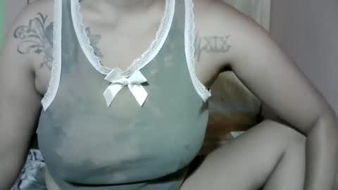 naughtymom_33 online show from 10.31.25