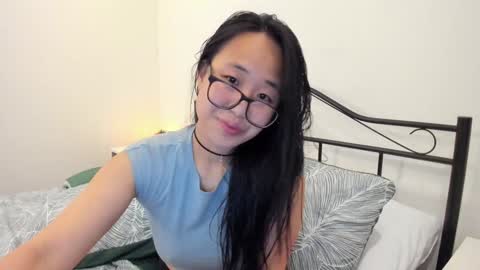Gigi Chu  online show from 02.03.25