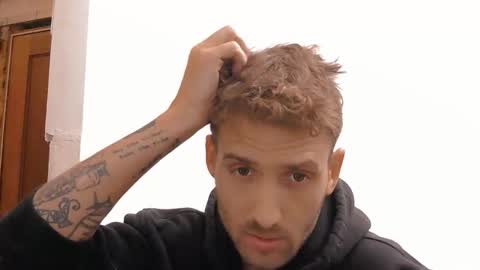 Snapshot of naughtynortherners chatting on 11.26.25 Nick online show from 11.26.25