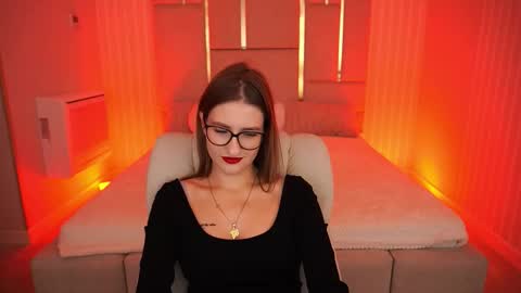 Snapshot of naughtynursevibe chatting on 10.09.25 Ur Nurse online show from 10.09.25