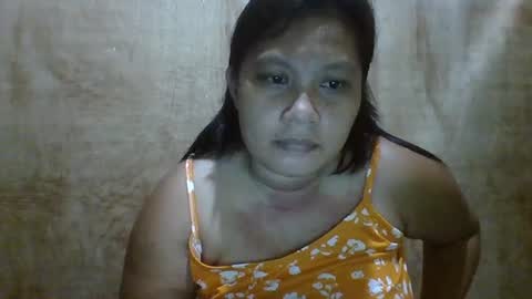 Snapshot of naughtypinay08 chatting on 07.07.26 juls online show from 07.07.26