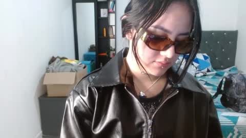 naughtyplayass online show from 04.01.26