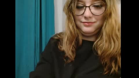 Snapshot of naughtyrapunzel7 chatting on 03.21.26 Ella - Naughty Rapunzel online show from 03.21.26