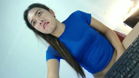 Snapshot of naughtywildvenice chatting on 02.19.25 naughtywildvenice online show from 02.19.25
