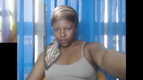 Snapshot of naughtyxpussyx chatting on 10.02.25 naughtyxpussyx online show from 10.02.25