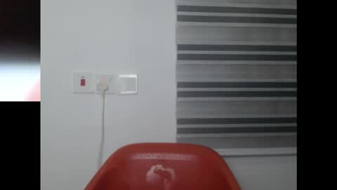 Snapshot of naughtyxpussyx chatting on 10.05.25 naughtyxpussyx online show from 10.05.25